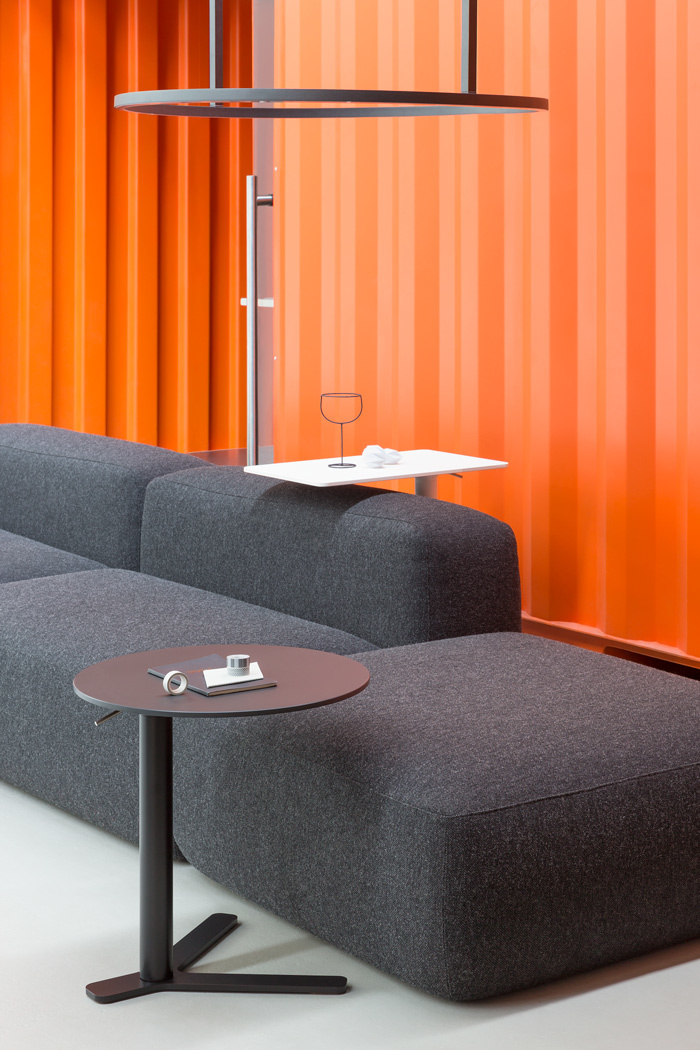 开云（中国） - 桌几|茶几/边几|办公家具|设计师家具|YO 茶几/边几