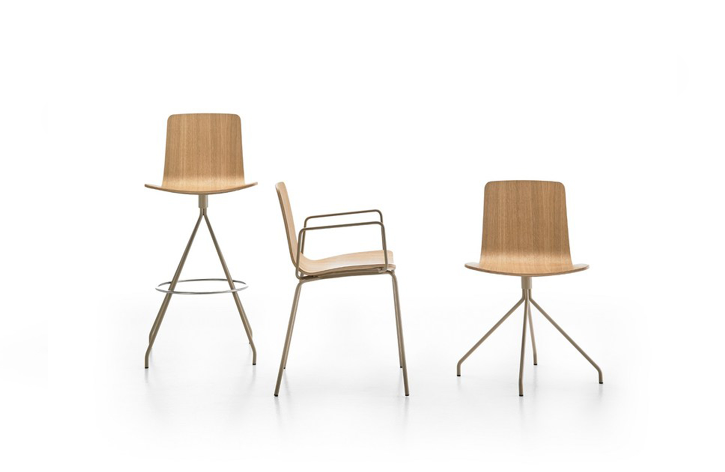 开云（中国） - 坐具|吧椅/凳子|办公家具|设计师家具|Klip Stool 吧椅