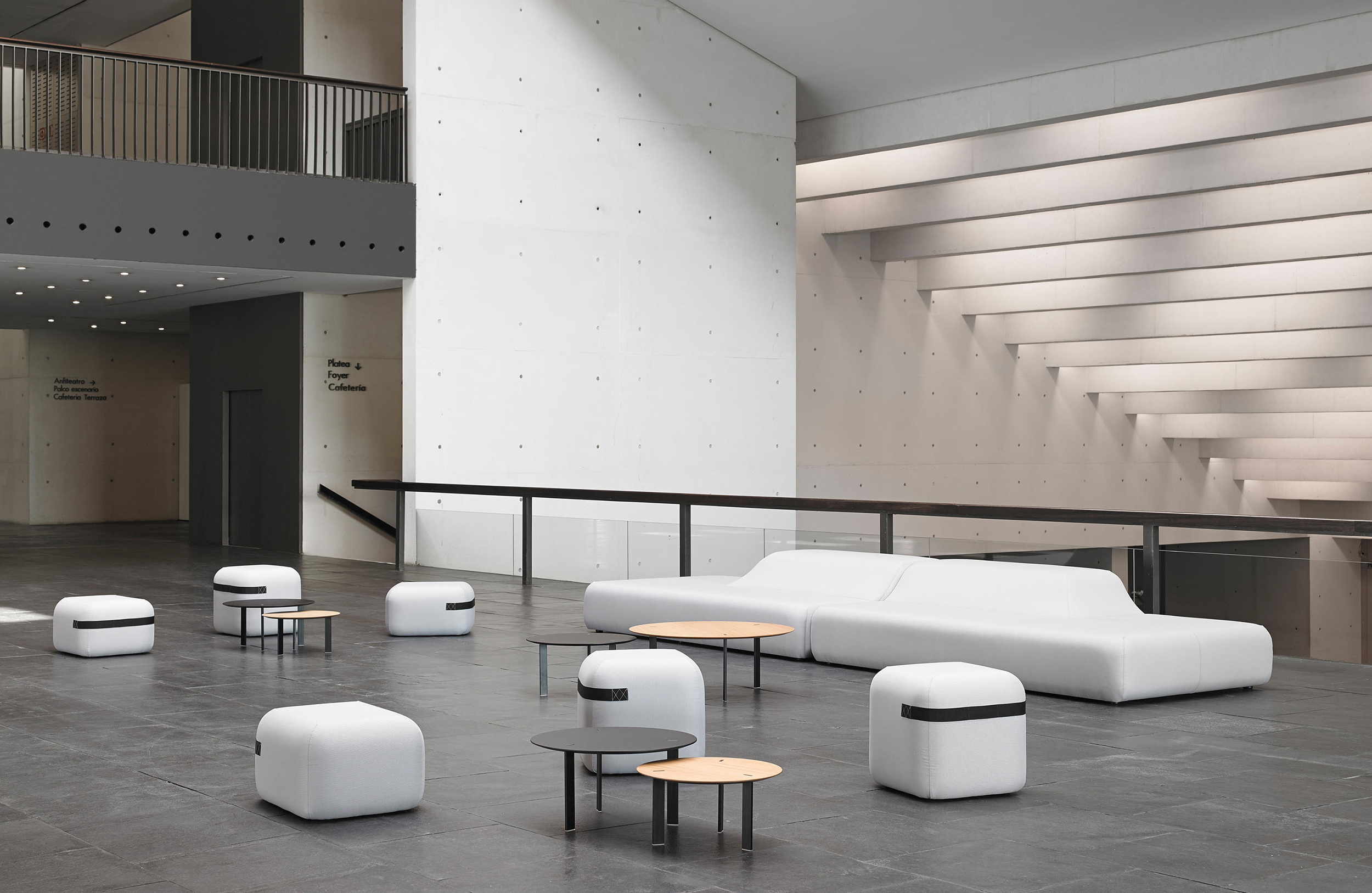 开云（中国） - 坐具|沙发|办公家具|设计师家具|SEASON  安乐椅/沙发