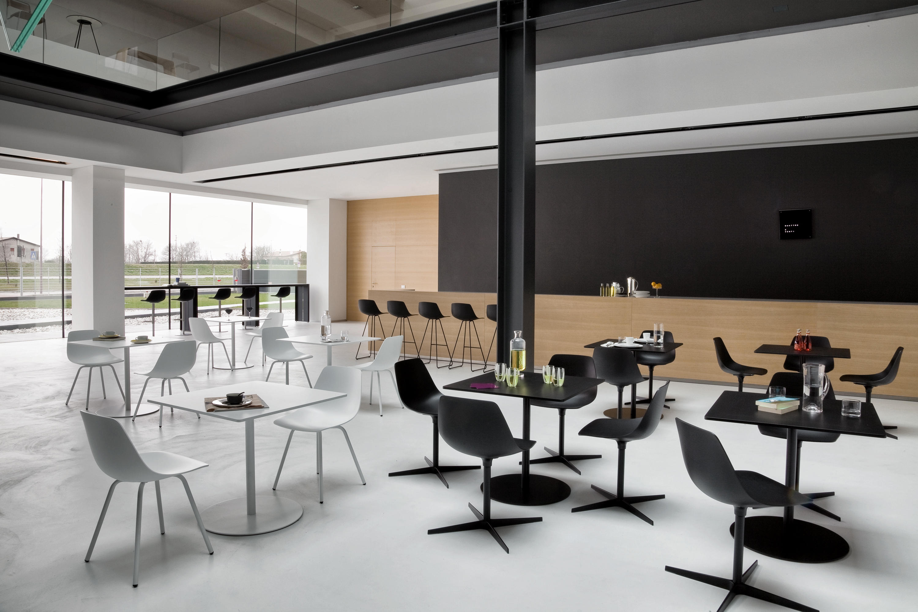 开云（中国） - 坐具|餐椅|办公家具|设计师家具|MIUNN 餐椅/洽谈椅