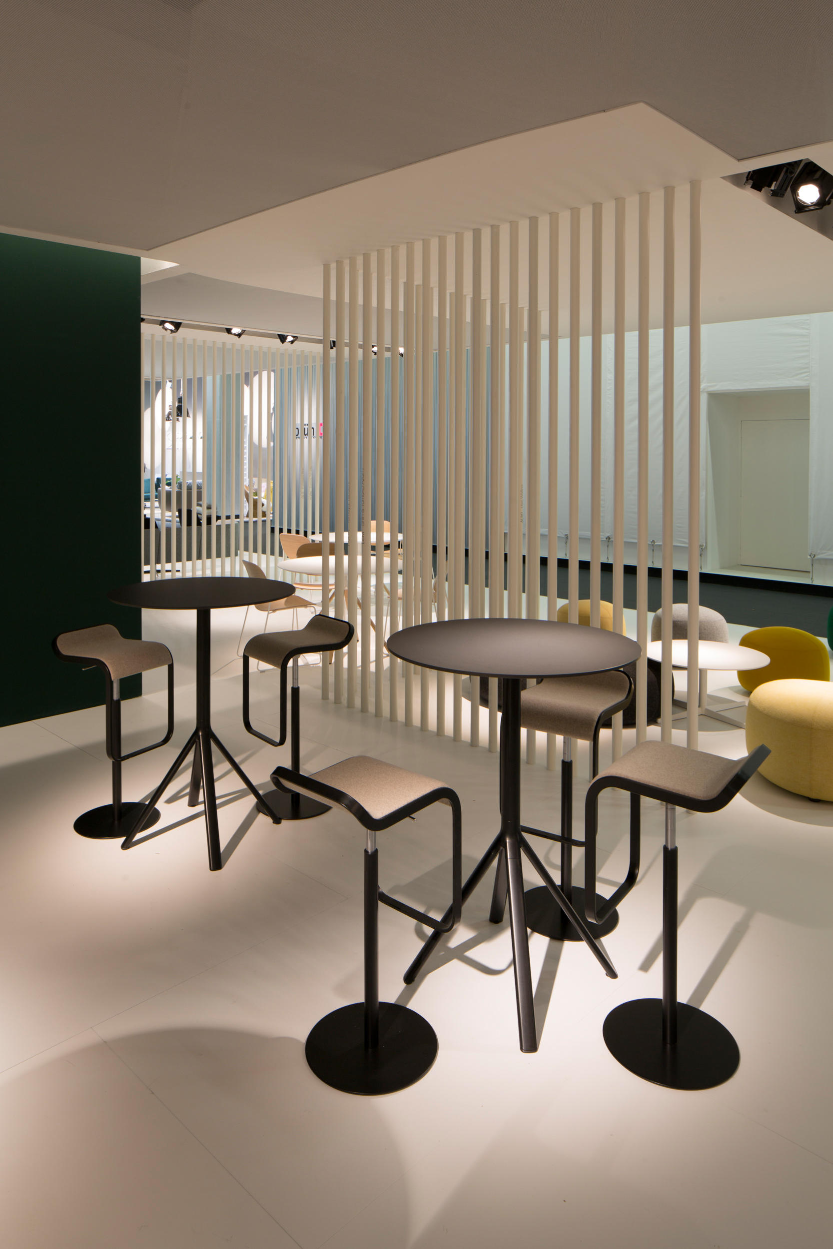 开云（中国） - 桌几|咖啡桌|办公家具|设计师家具|FORK 咖啡桌/餐桌