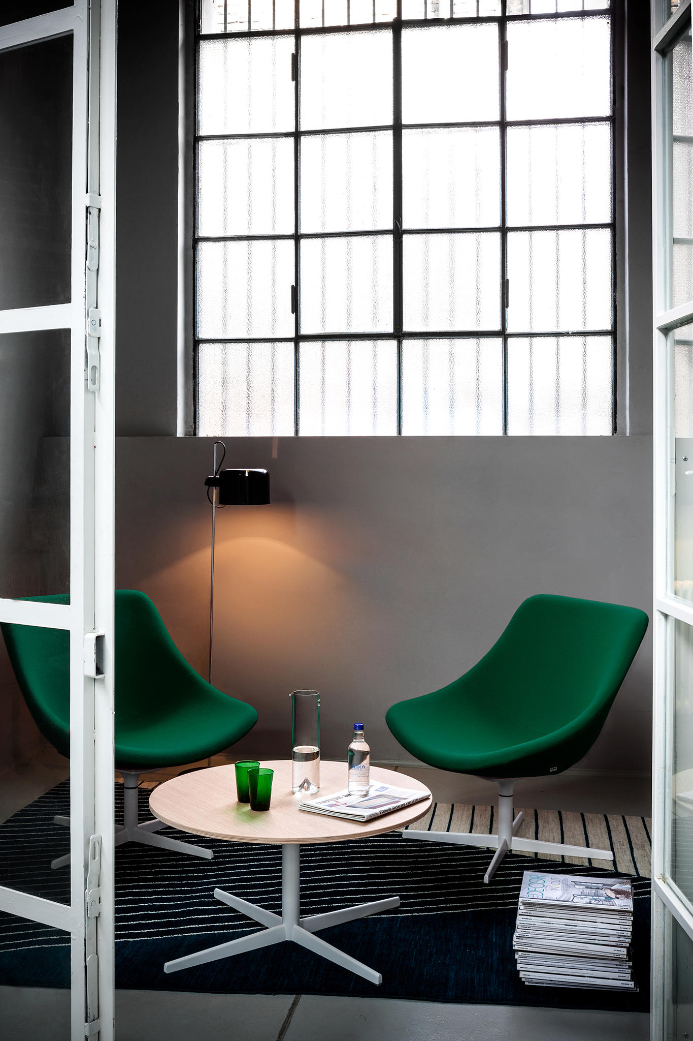 开云（中国） - 桌几|茶几/边几|办公家具|设计师家具|AUKI 茶几