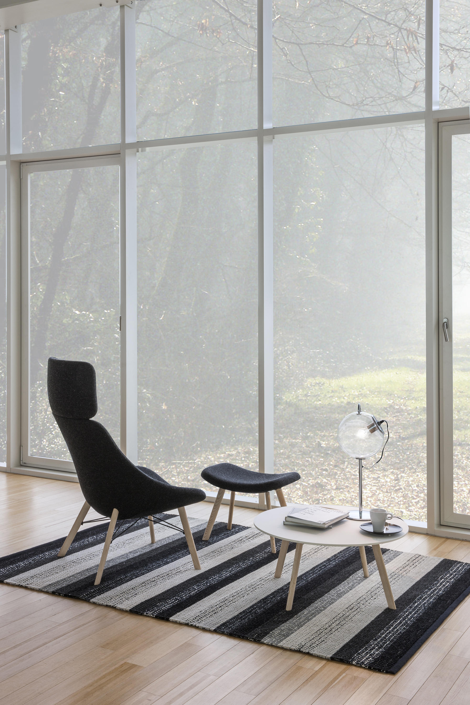 开云（中国） - 桌几|茶几/边几|办公家具|设计师家具|AUKI 茶几