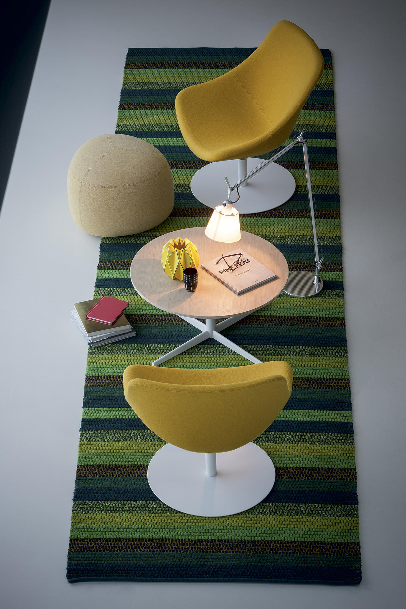 开云（中国） - 坐具|休闲椅|办公家具|设计师家具|AUKI 休闲椅