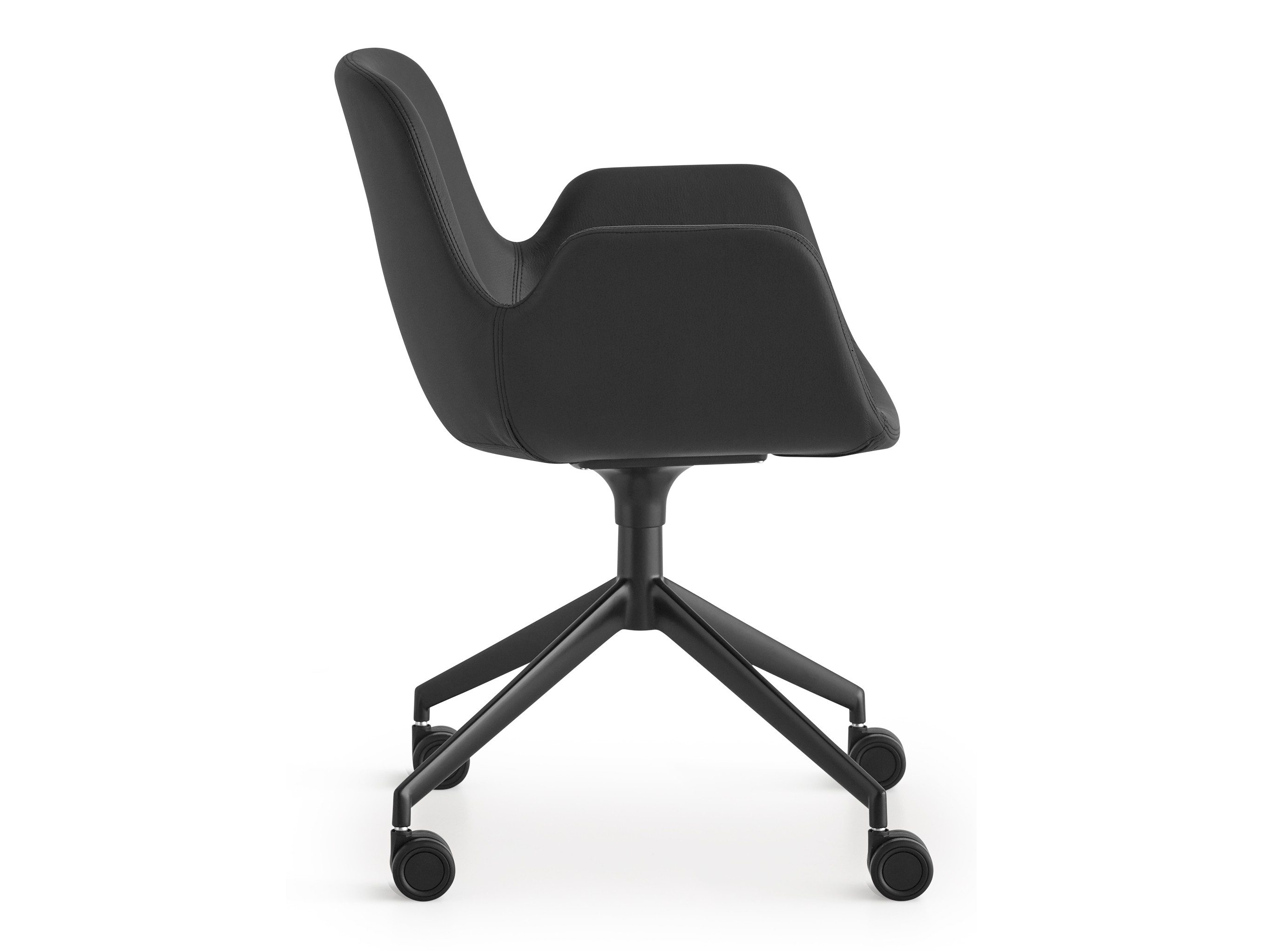 开云（中国） - 坐具|办公椅|办公家具|设计师家具|PASS 椅