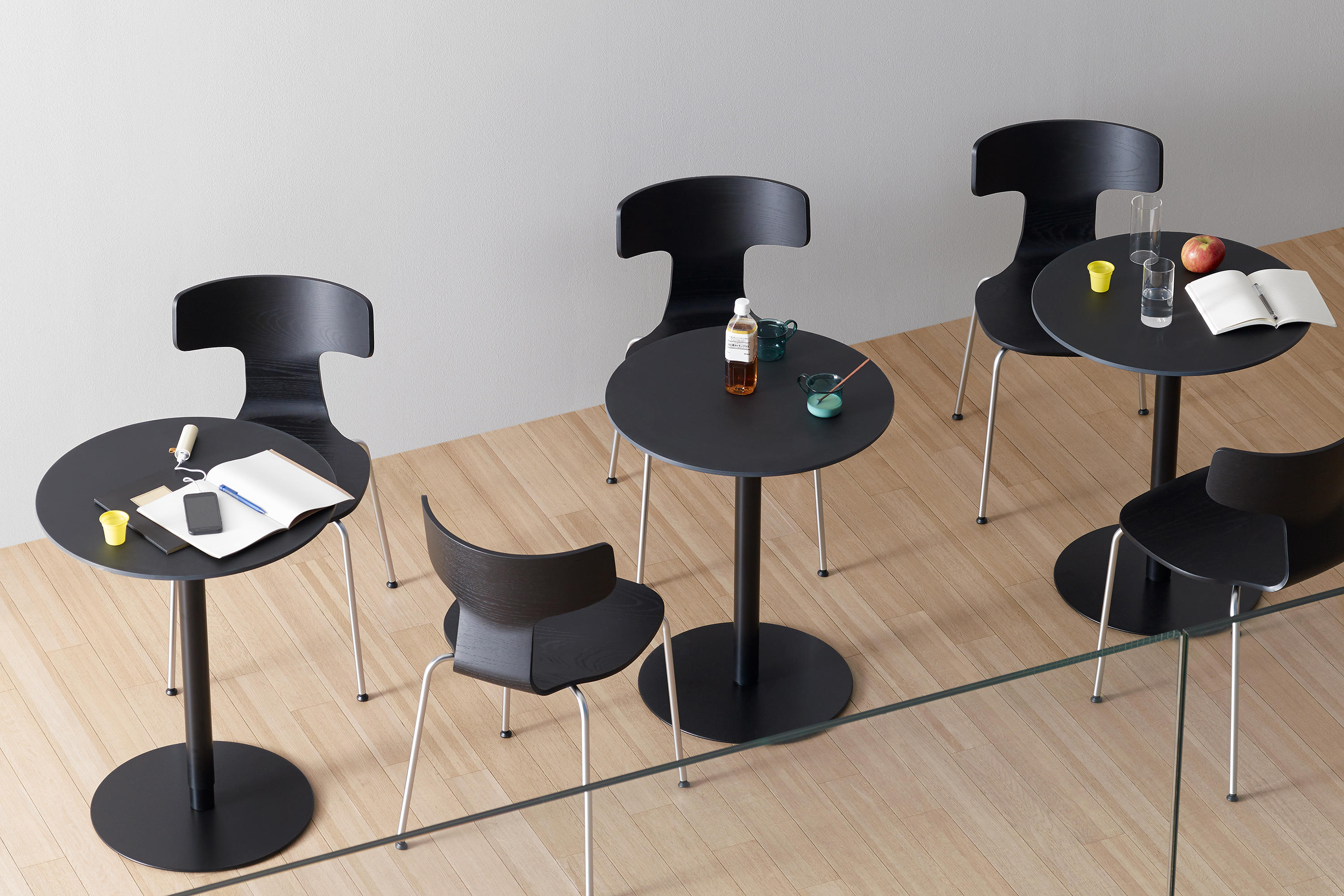 开云（中国） - 坐具|餐椅|办公家具|设计师家具|FEDRA 餐椅/洽谈椅