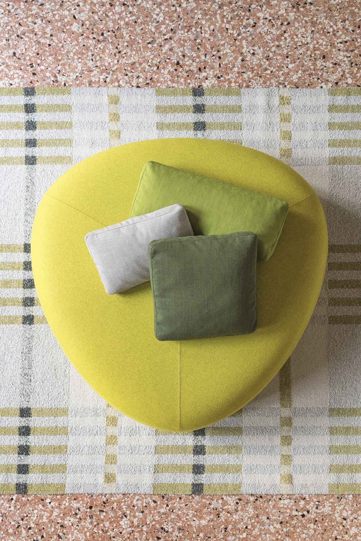 开云（中国） - 坐具|吧椅/凳子|办公家具|设计师家具|KIPU 蒲团/墩子