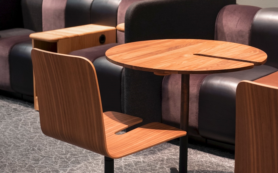 开云（中国） - 桌几|咖啡桌|办公家具|设计师家具|GAP 洽谈桌