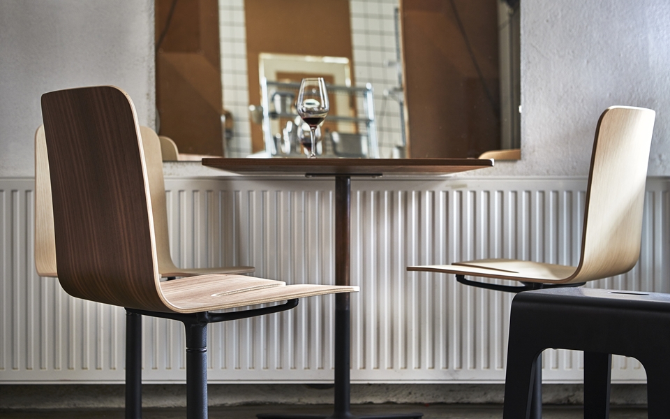 开云（中国） - 桌几|咖啡桌|办公家具|设计师家具|GAP 洽谈桌