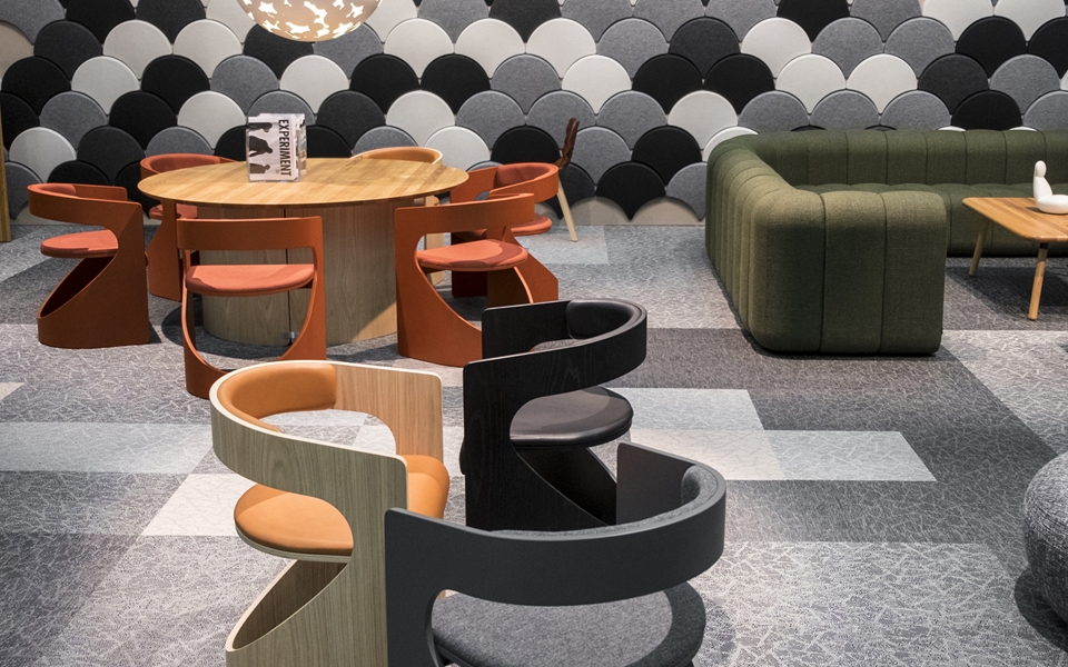 开云（中国） - 坐具|吧椅/凳子|办公家具|设计师家具|LUCKY 圆凳/洽谈椅