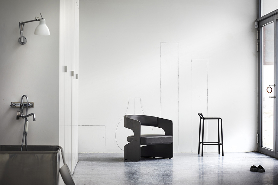 开云（中国） - 坐具|吧椅/凳子|办公家具|设计师家具|LUCKY 圆凳/洽谈椅