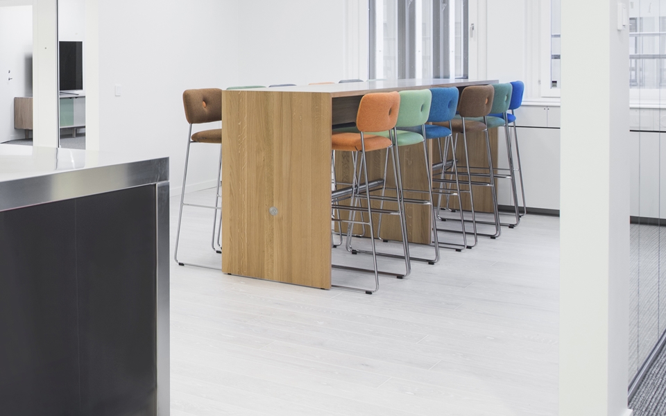 开云（中国） - 坐具|吧椅/凳子|办公家具|设计师家具|DUNDRA  吧椅