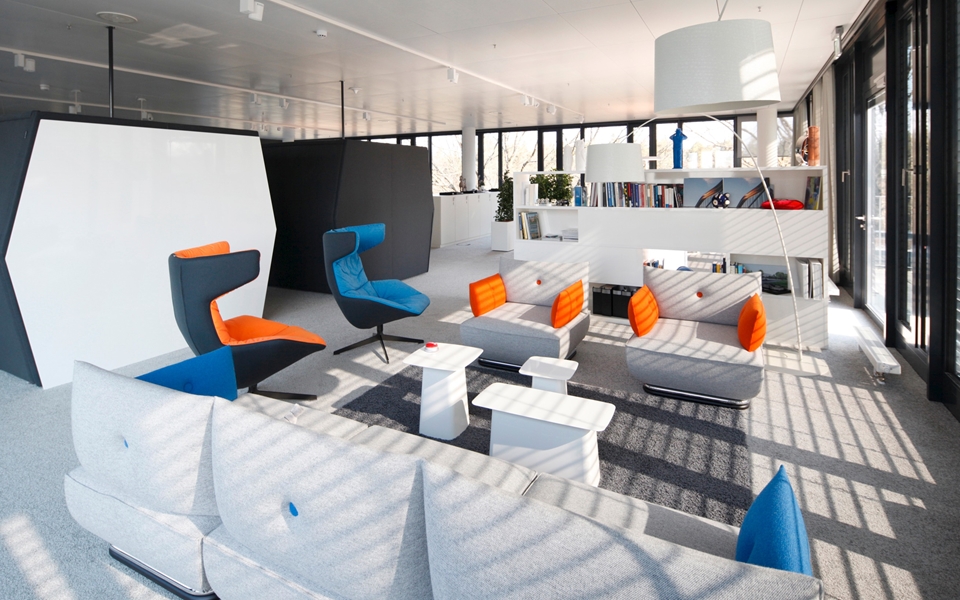 开云（中国） - 坐具|沙发|办公家具|设计师家具|DUNDRA  沙发