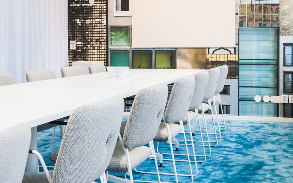 开云（中国） - 坐具|休闲椅|办公家具|设计师家具|DUNDRA 洽谈椅