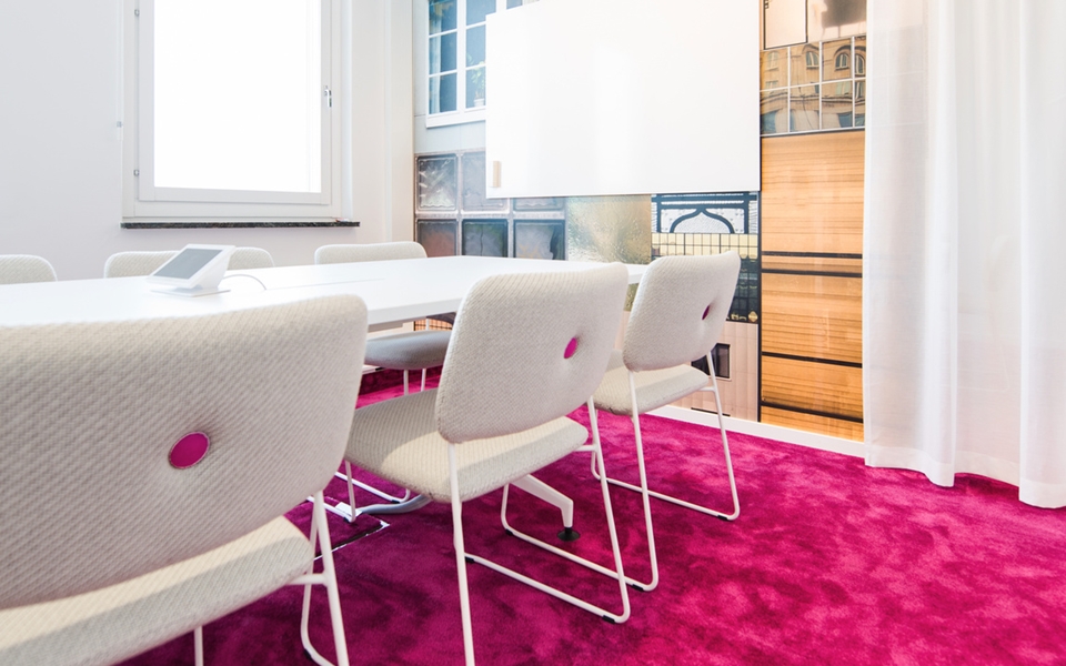 开云（中国） - 坐具|休闲椅|办公家具|设计师家具|DUNDRA 洽谈椅