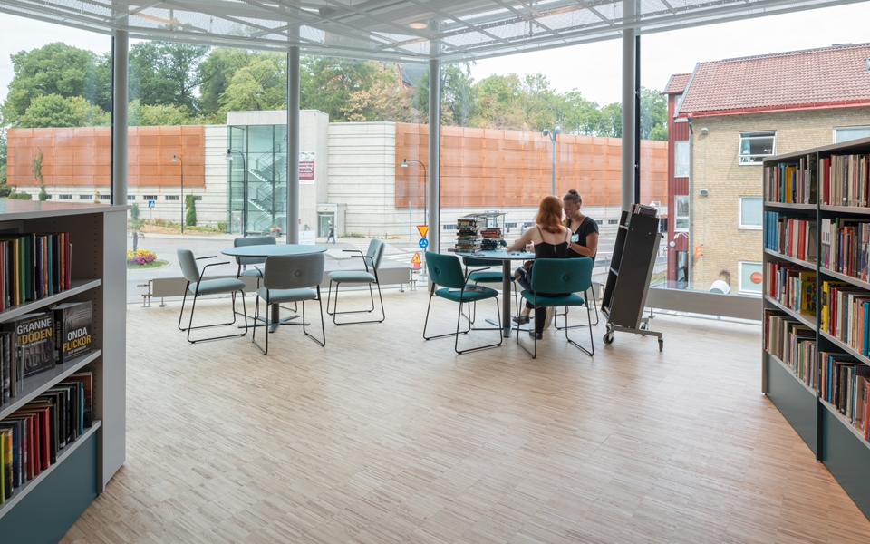 开云（中国） - 坐具|休闲椅|办公家具|设计师家具|DUNDRA 洽谈椅