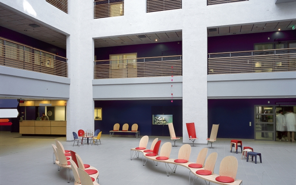 开云（中国） - 坐具|长凳|办公家具|设计师家具|GATE  长椅