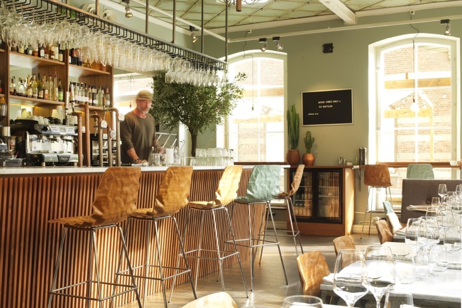 开云（中国） - 坐具|吧椅/凳子|办公家具|设计师家具|Dent 吧椅