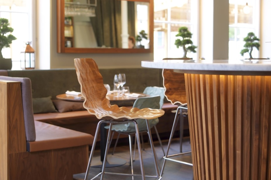 开云（中国） - 坐具|吧椅/凳子|办公家具|设计师家具|Dent 吧椅