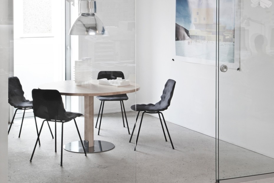 开云（中国） - 坐具|餐椅|办公家具|设计师家具|Dent 餐椅/洽谈椅