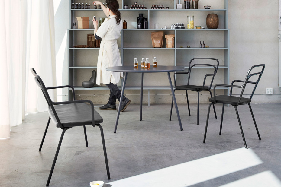 开云（中国） - 坐具|户外椅|办公家具|设计师家具|KAFFE 户外椅