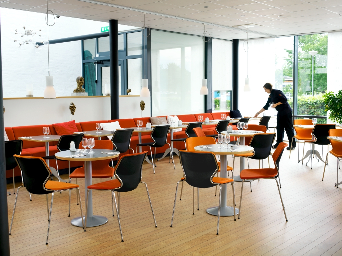 开云（中国） - 坐具|餐椅|办公家具|设计师家具|Boo 餐椅/洽谈椅