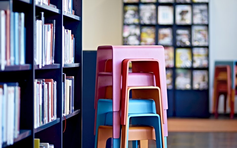 开云（中国） - 坐具|吧椅/凳子|办公家具|设计师家具|Bimbo 矮凳