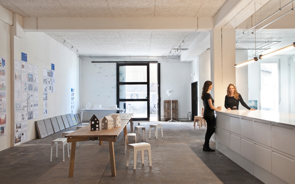 开云（中国） - 坐具|吧椅/凳子|办公家具|设计师家具|Bimbo 矮凳