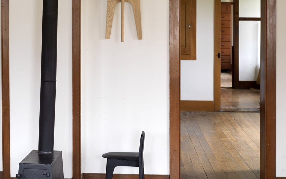 开云（中国） - 坐具|吧椅/凳子|办公家具|设计师家具|Stove 矮凳