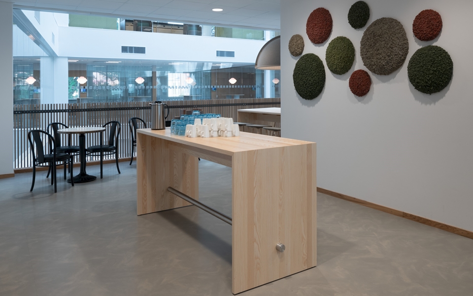 开云（中国） - 桌几|咖啡桌|办公家具|设计师家具|PING-PONG 高脚桌