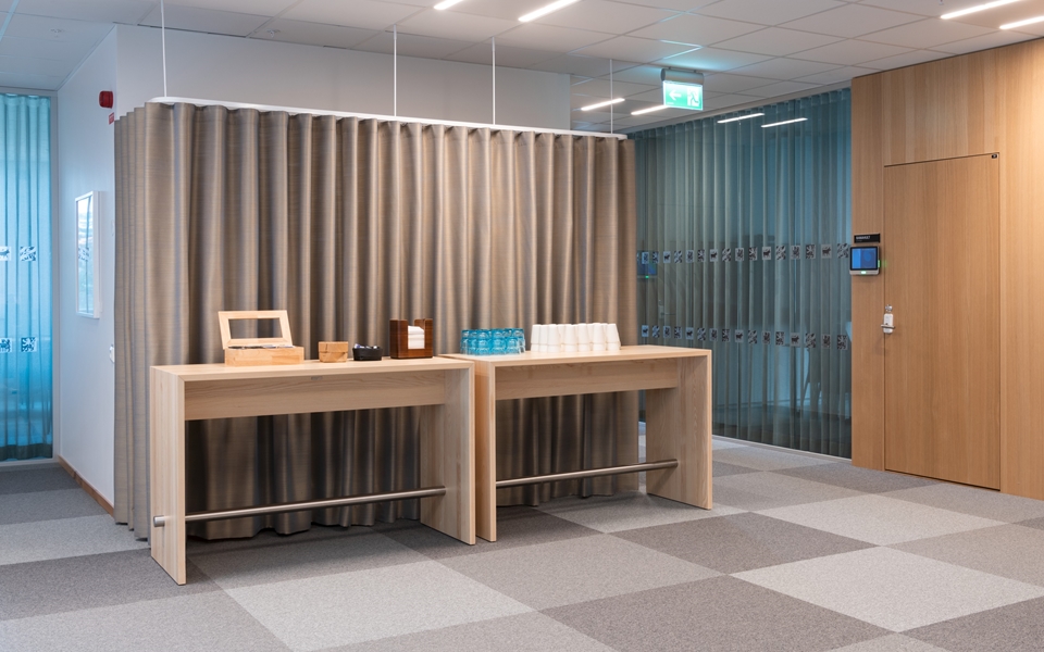 开云（中国） - 桌几|咖啡桌|办公家具|设计师家具|PING-PONG 高脚桌