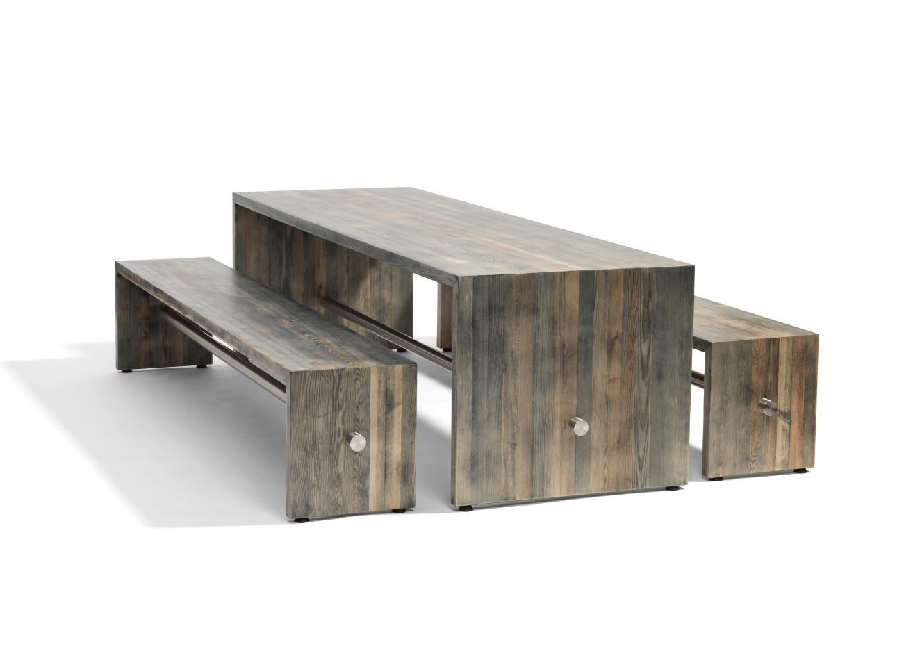 开云（中国） - 桌几|餐桌|办公家具|设计师家具|PING-PONG  洽谈桌/餐桌