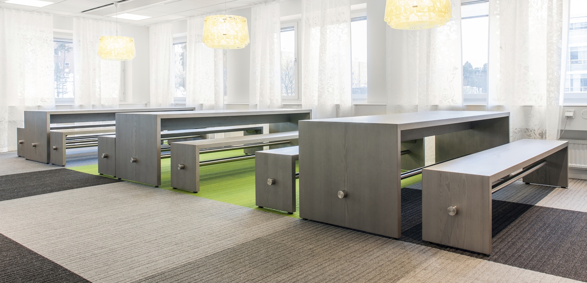 开云（中国） - 桌几|餐桌|办公家具|设计师家具|PING-PONG  洽谈桌/餐桌