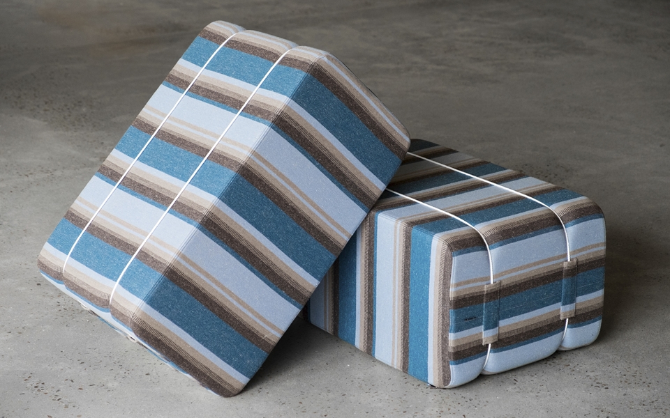 开云（中国） - 坐具|吧椅/凳子|办公家具|设计师家具|PM 坐垫凳/矮凳