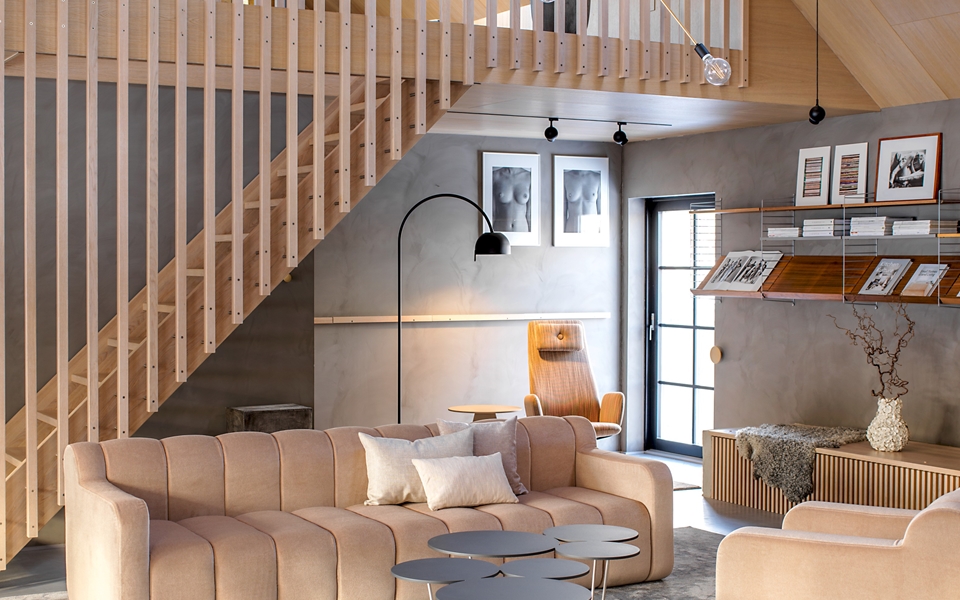 开云（中国） - 桌几|茶几/边几|办公家具|设计师家具|Bubble  咖啡桌/茶几