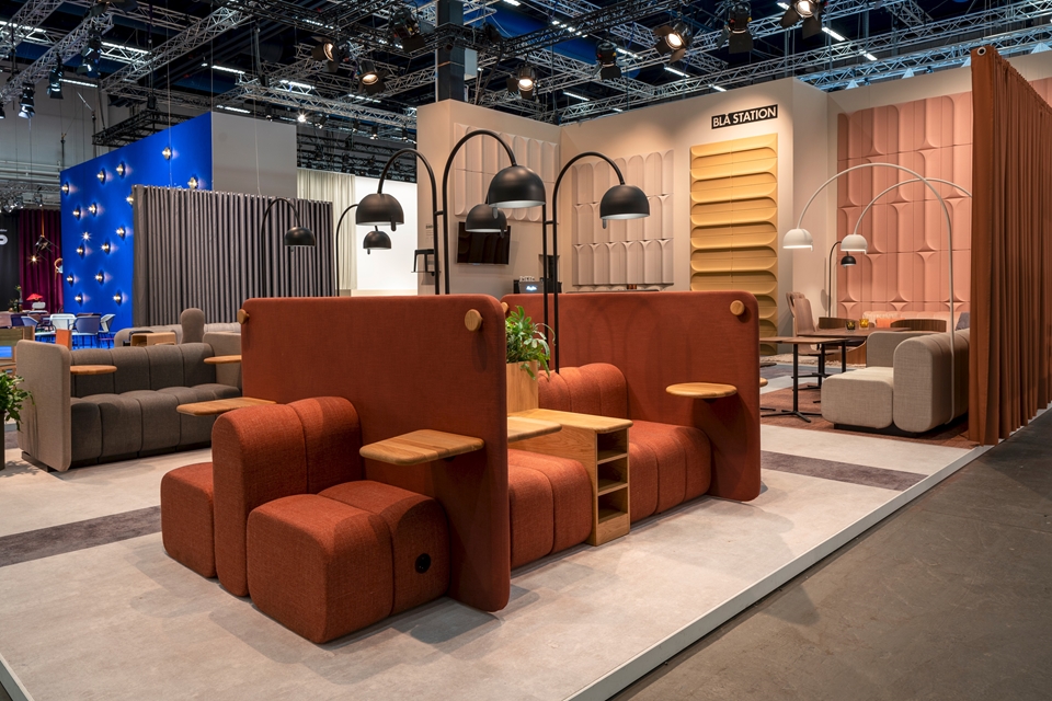 开云（中国） - 桌几|茶几/边几|办公家具|设计师家具|BUCKET  茶几/咖啡桌