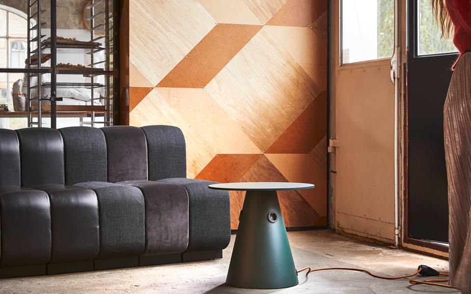 开云（中国） - 桌几|茶几/边几|办公家具|设计师家具|JACKLESS  茶几/咖啡桌