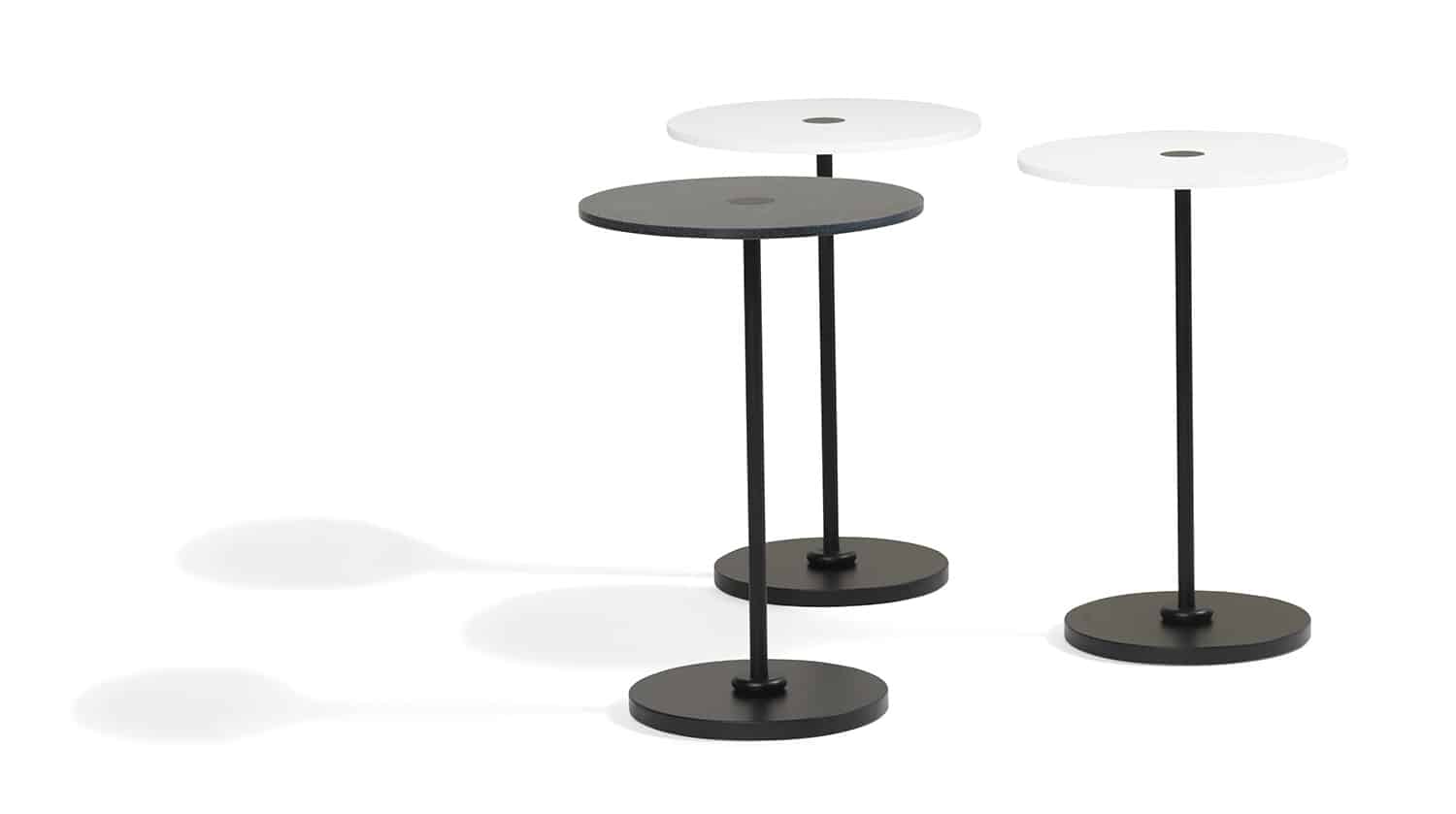 开云（中国） - 桌几|茶几/边几|办公家具|设计师家具|COURONNE  茶几/咖啡桌