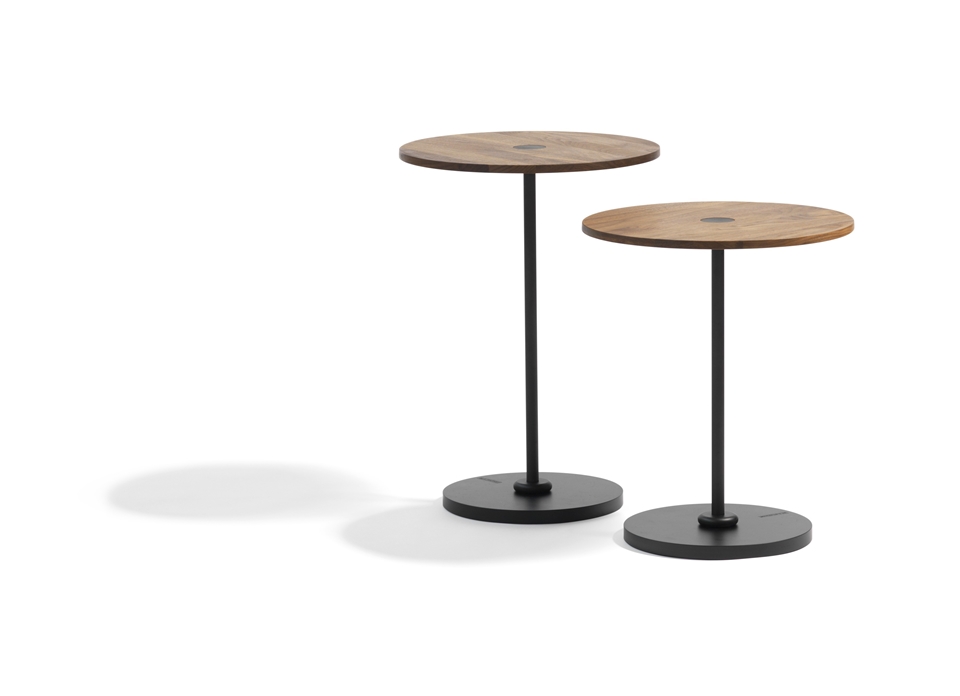 开云（中国） - 桌几|茶几/边几|办公家具|设计师家具|COURONNE  茶几/咖啡桌