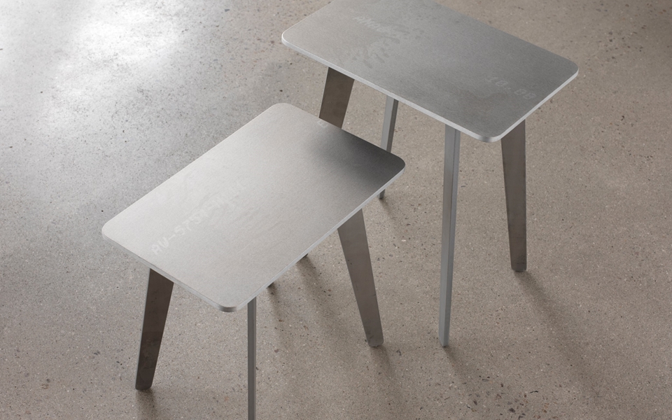 开云（中国） - 桌几|茶几/边几|办公家具|设计师家具|MIKA  茶几/咖啡桌