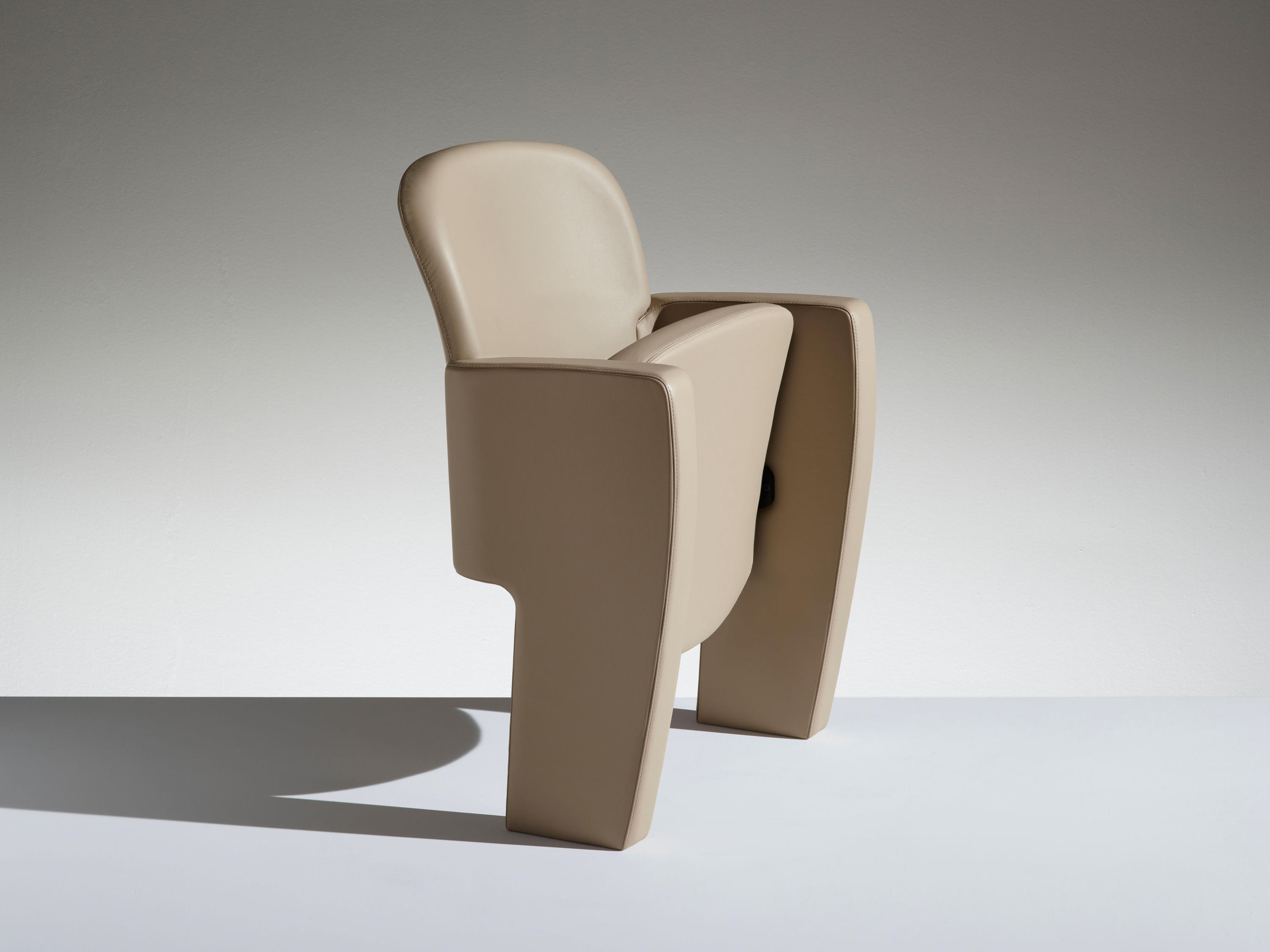 公共座椅|礼堂椅、报告厅椅|办公家具|设计师家具|Tail 剧院/礼堂椅