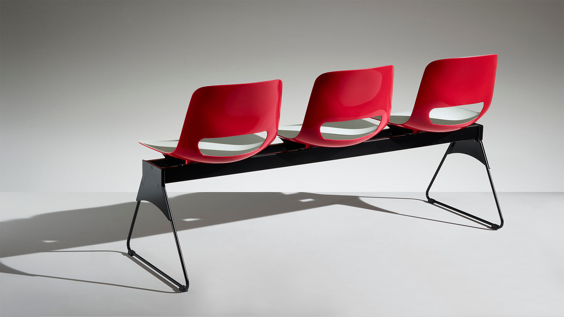 开云（中国） - 坐具|办公椅|办公家具|设计师家具|LUCKY 办公椅