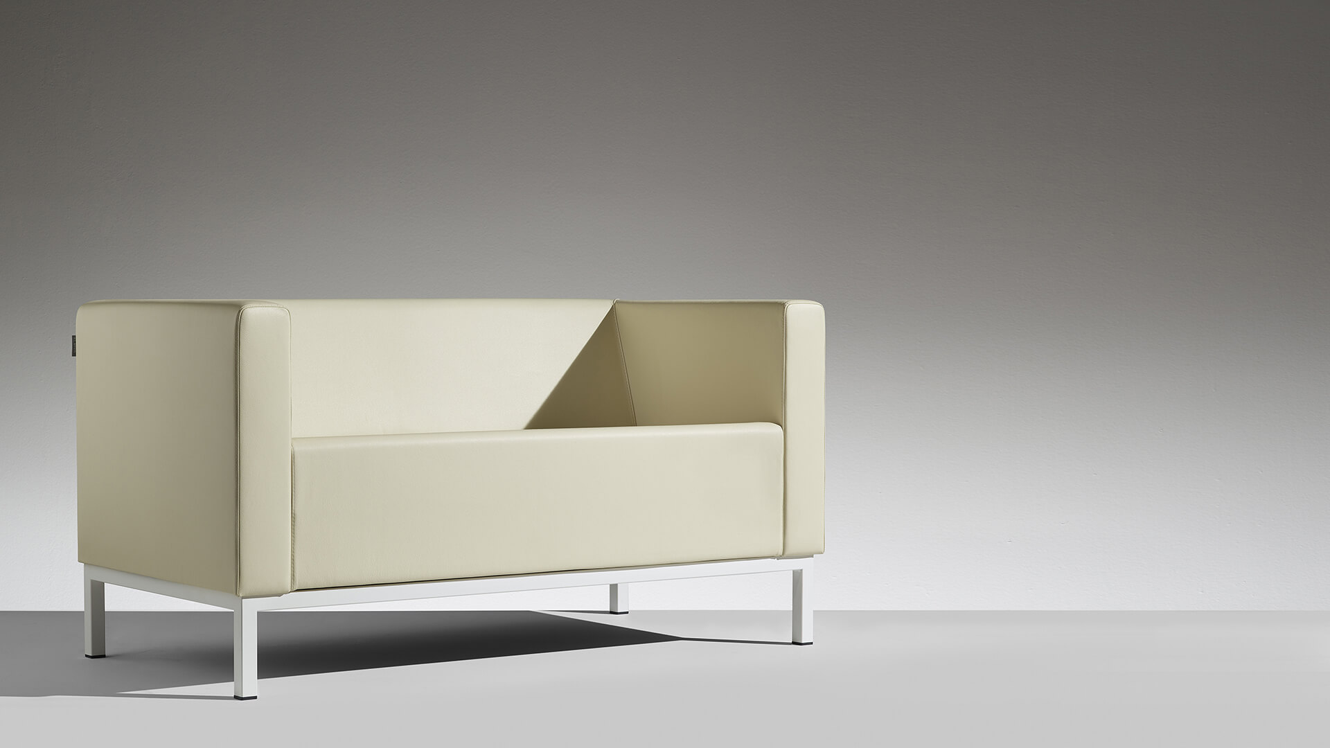 开云（中国） - 坐具|沙发|办公家具|设计师家具|Polo 沙发