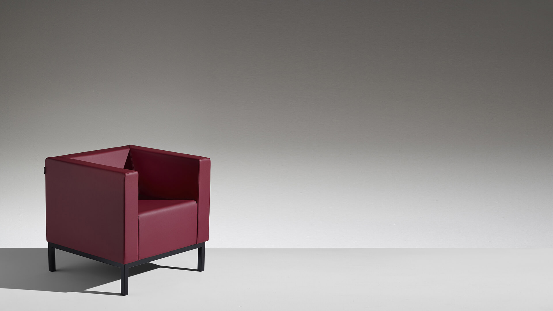 开云（中国） - 坐具|沙发|办公家具|设计师家具|Polo 沙发