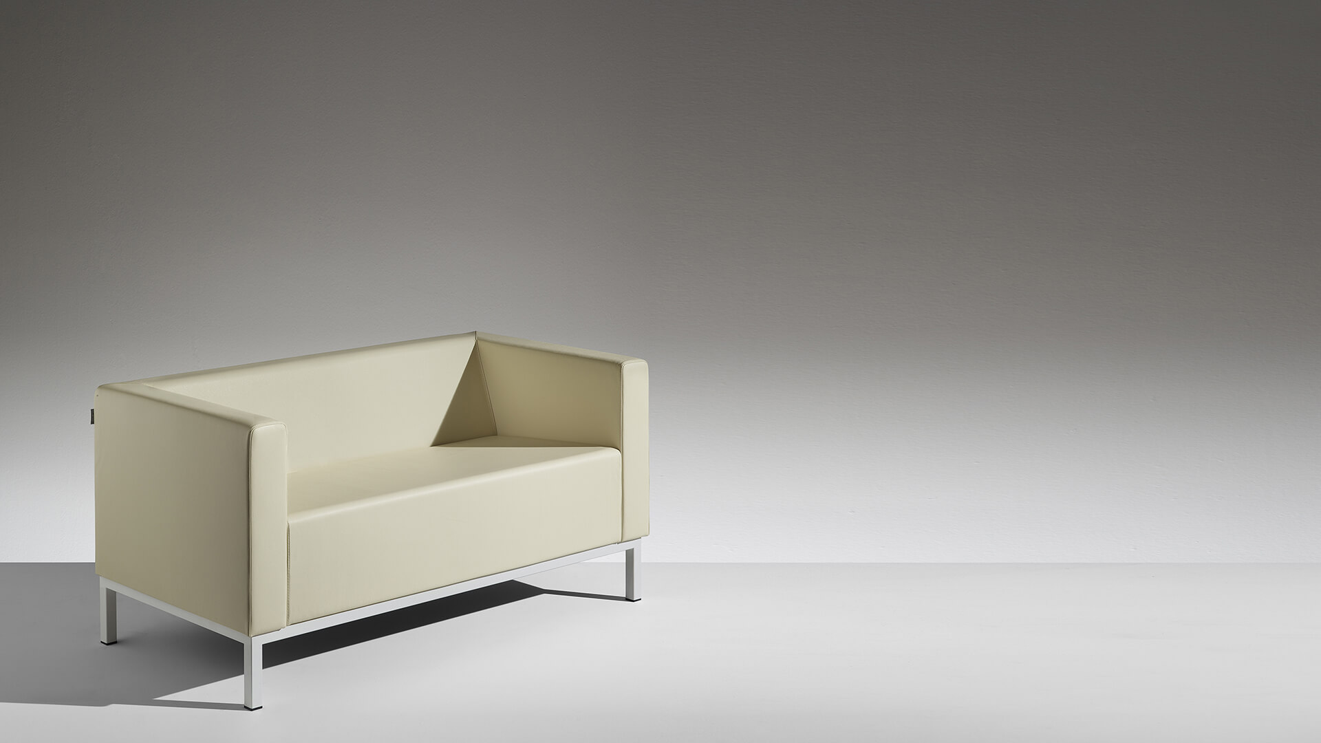 开云（中国） - 坐具|沙发|办公家具|设计师家具|Polo 沙发