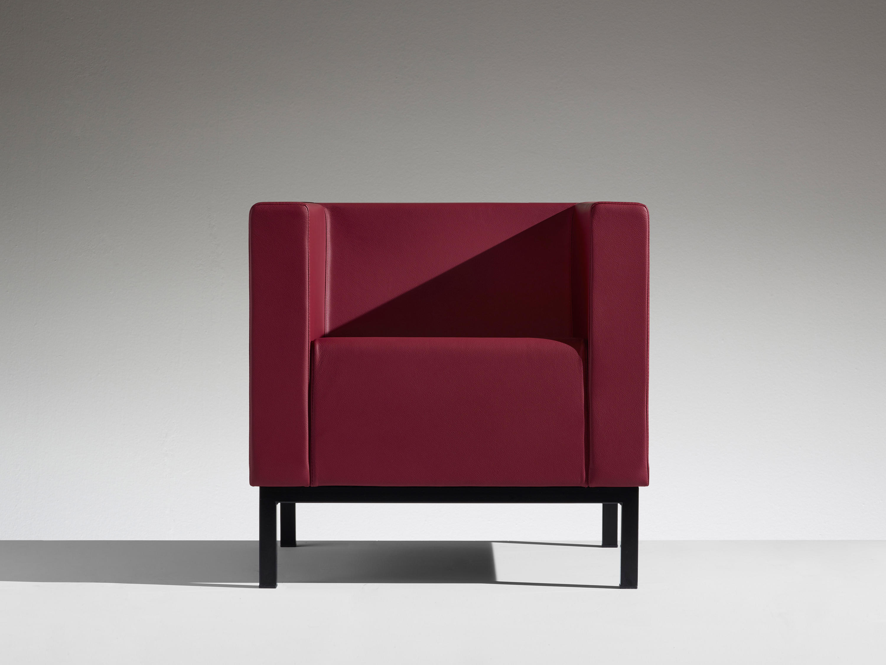 开云（中国） - 坐具|沙发|办公家具|设计师家具|Polo 沙发