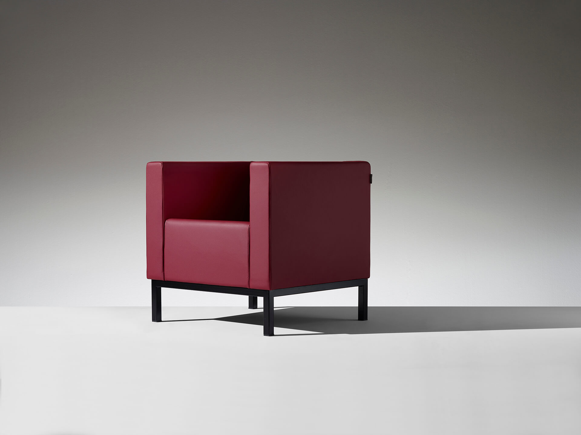 开云（中国） - 坐具|沙发|办公家具|设计师家具|Polo 沙发