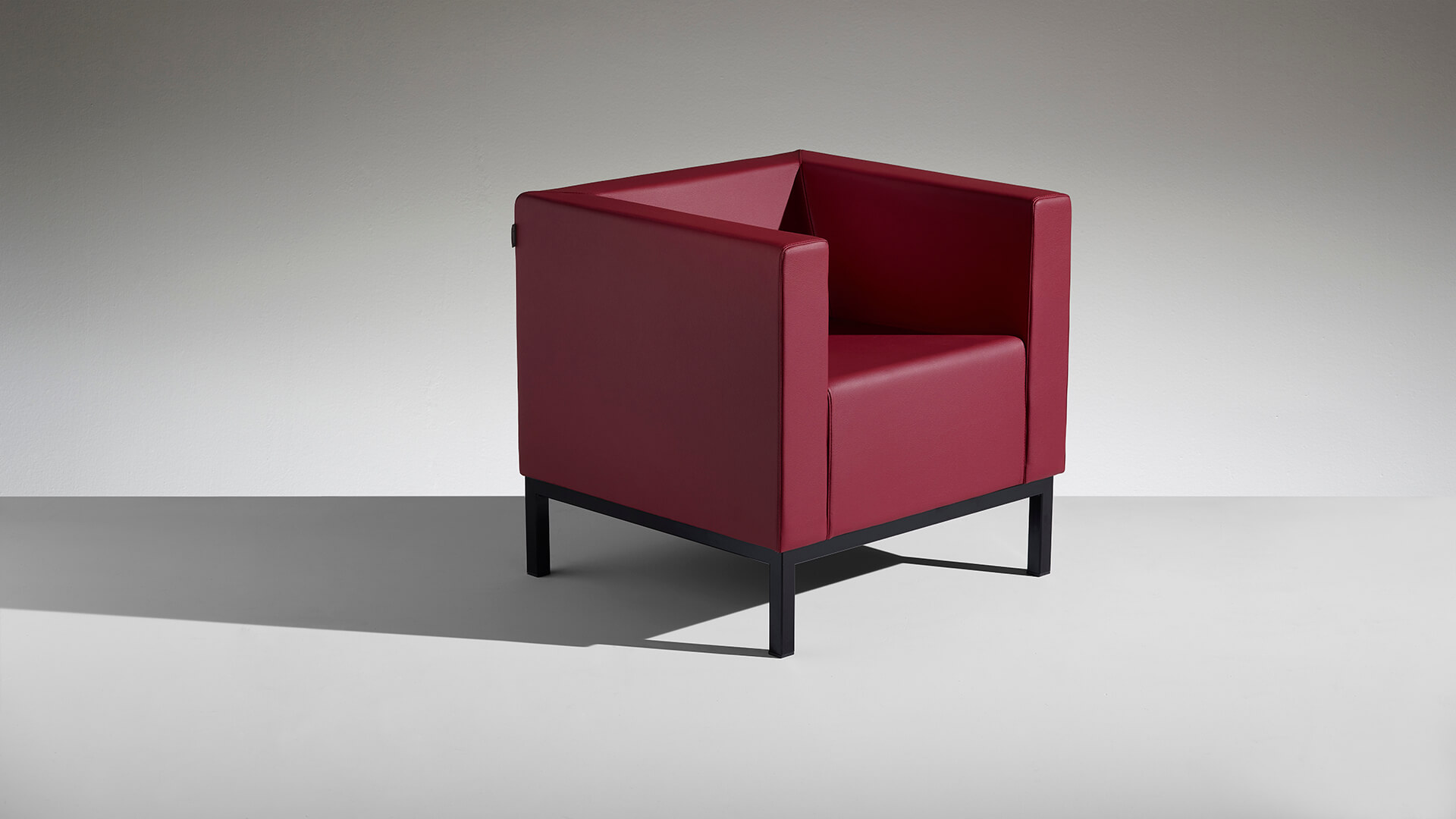 开云（中国） - 坐具|沙发|办公家具|设计师家具|Polo 沙发