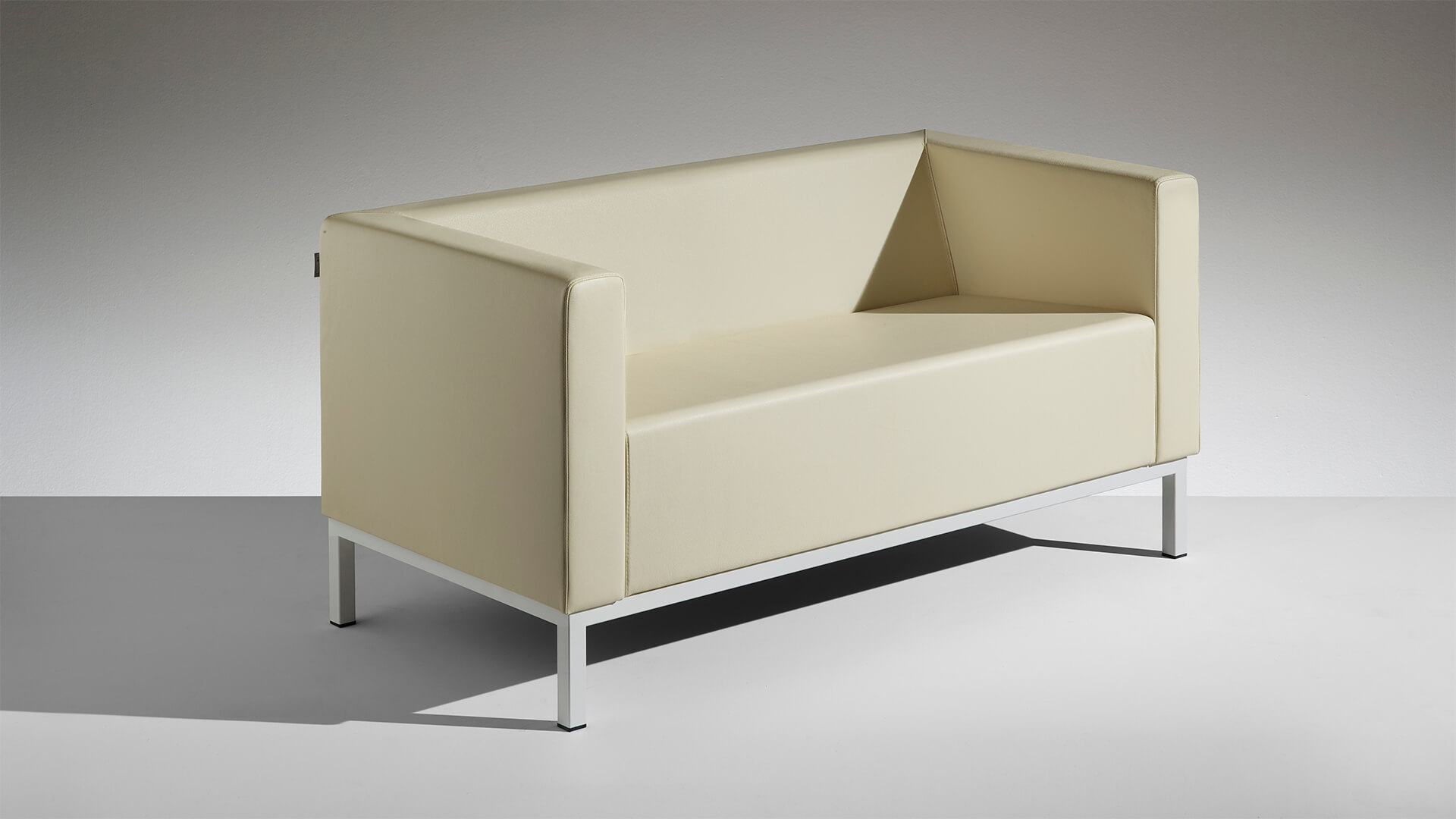 开云（中国） - 坐具|沙发|办公家具|设计师家具|Polo 沙发