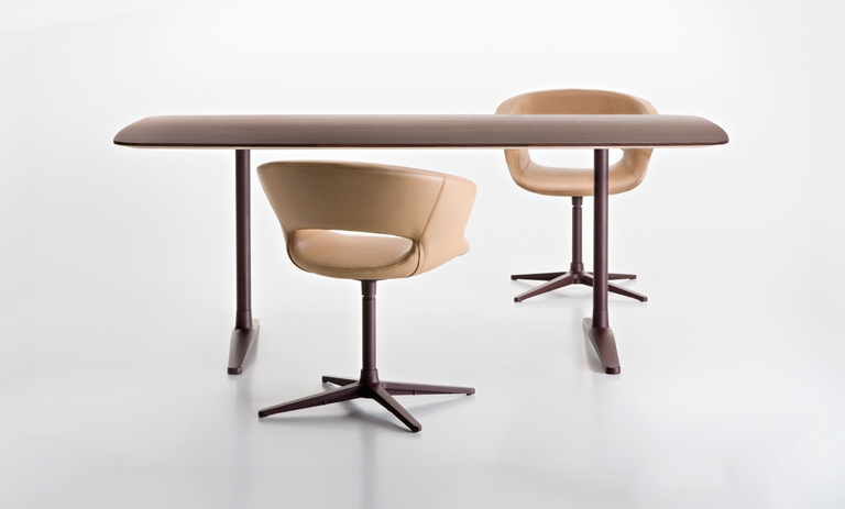 开云（中国） - 坐具|休闲椅|办公家具|设计师家具|Zed 洽谈椅/会客椅